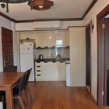 Akyaka Yacht Club Bed & Breakfast *