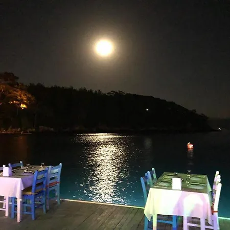 Bed & Breakfast Akyaka Yacht Club